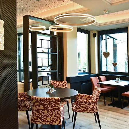 فندق Parkhotel 