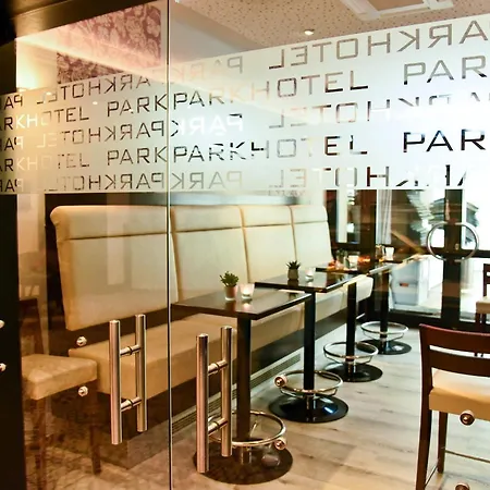 מלון Parkhotel 