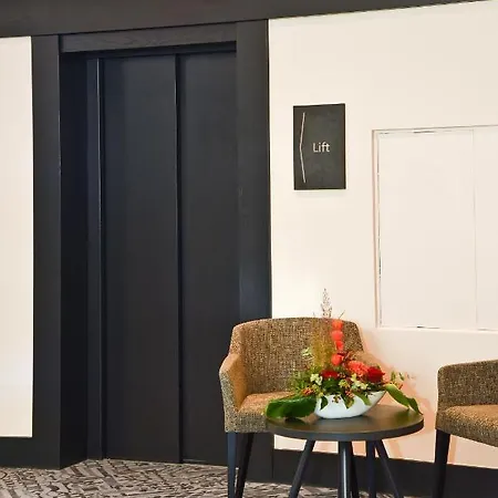 מלון Parkhotel 