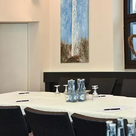 מלון Parkhotel 